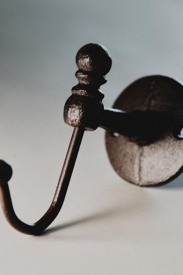 COLGADOR HIERRO FUNDIDO - Negro de Zara