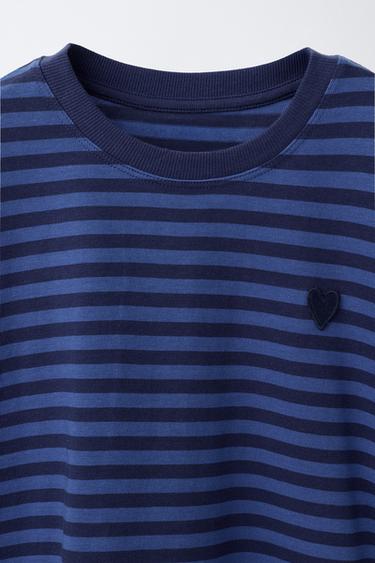 T-SHIRT À RAYURES AVEC CŒUR BRODÉ - Bleu de Zara - Image 2