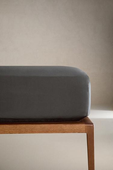 PERCALE FITTED SHEET | 40 CM HIGH (300 THREAD COUNT) - Anthracite grey by Zara