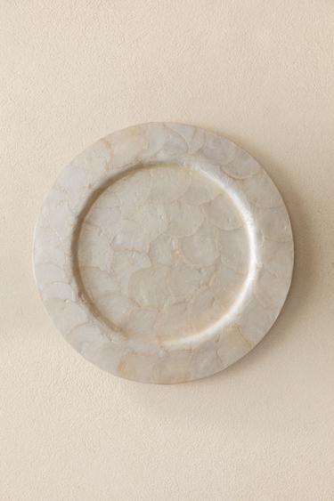 SEASHELL SERVICE PLATE - Light beige by Zara