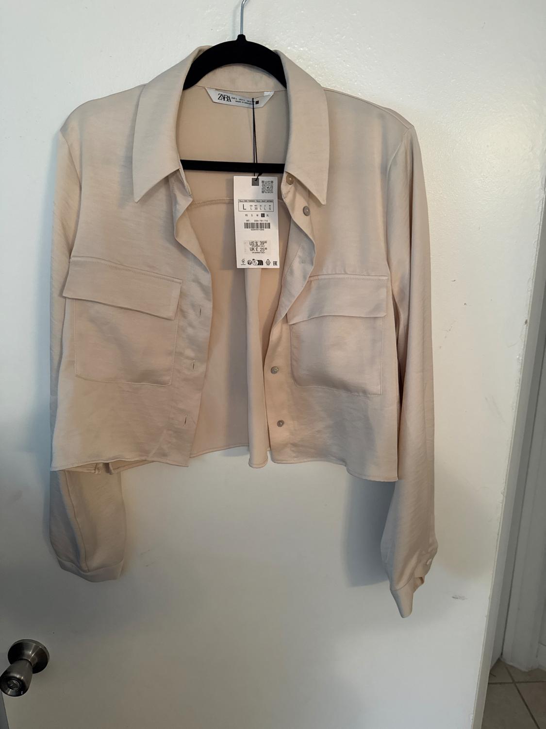 CAMISA SATINADA CROPPED