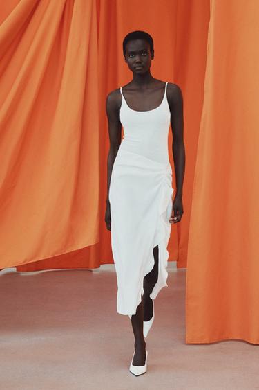 FALDA MIDI VOLANTE ZW COLLECTION - Blanco de Zara