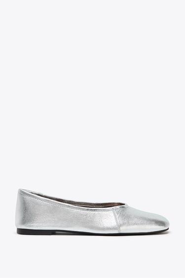 METALLIC LEATHER BALLET FLATS - Silver by Zara