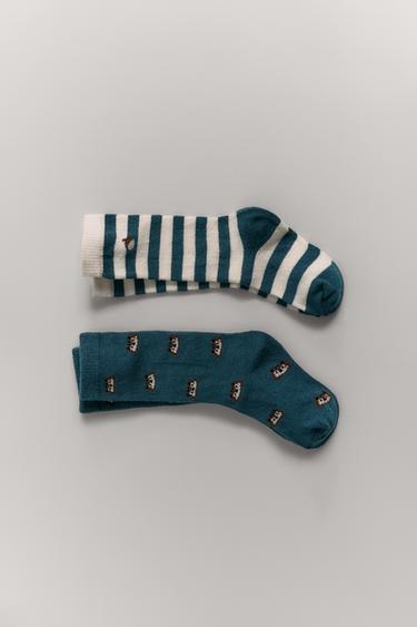 PACK DOS CALCETINES BELLOTAS Y ARDILLA RAYAS - Azulado de Zara