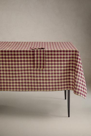 DYED THREAD CHECK CHRISTMAS TABLECLOTH - Dark red by Zara