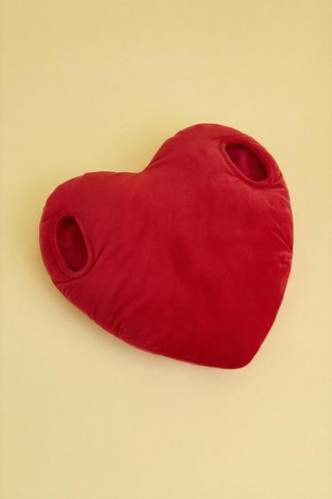 VELVET HEART COSTUME - Red by Zara