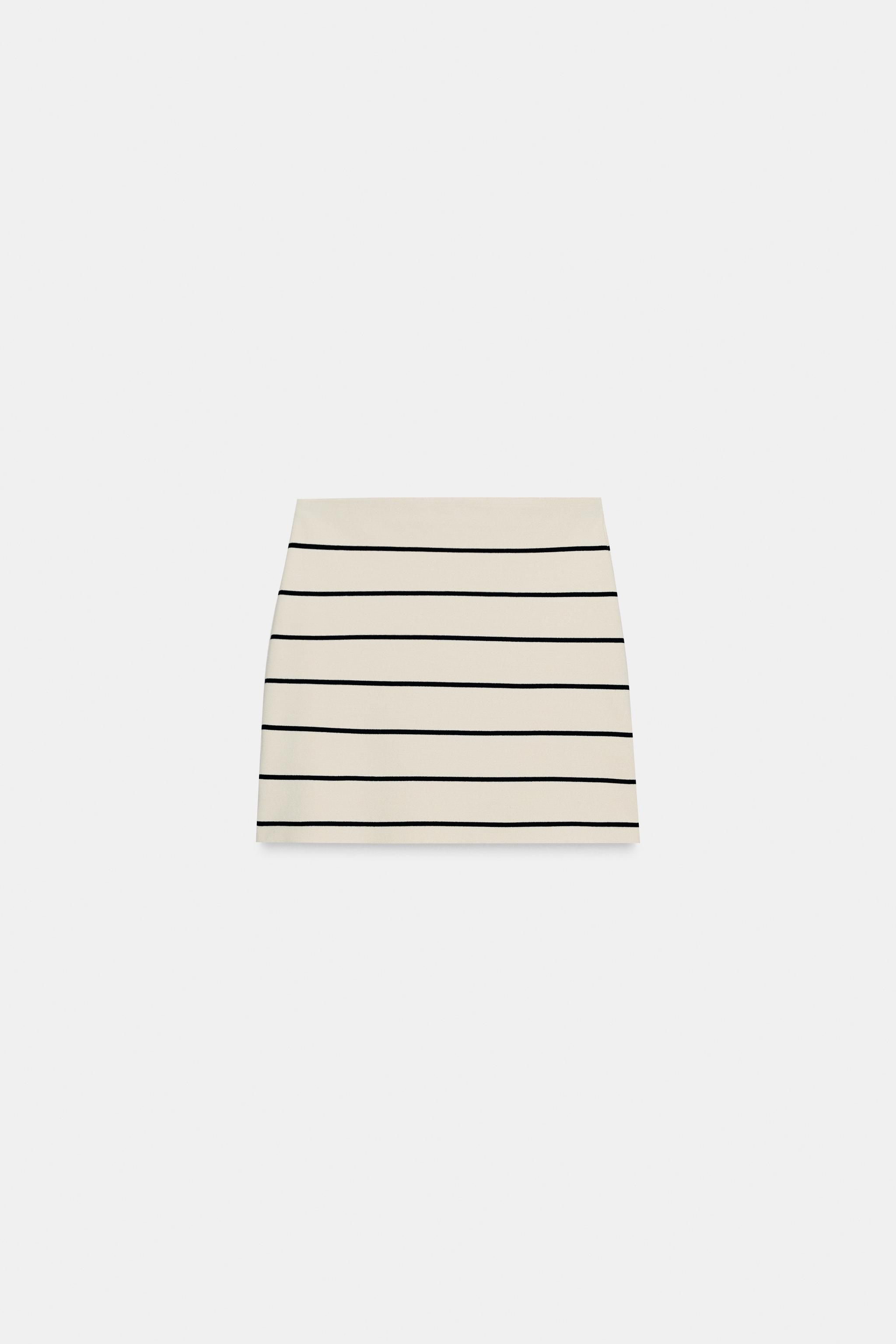 STRIPED KNIT MINI SKIRT