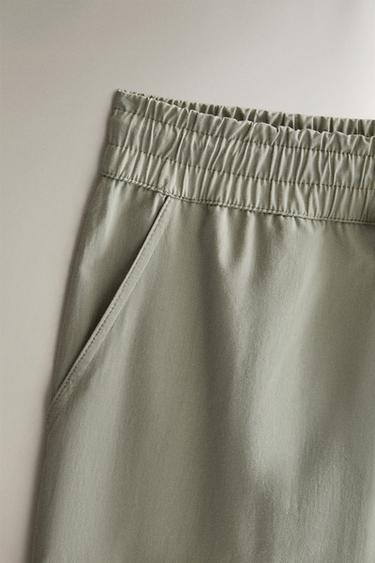 PANTALON POPELINE - Vert moyen de Zara - Image 1