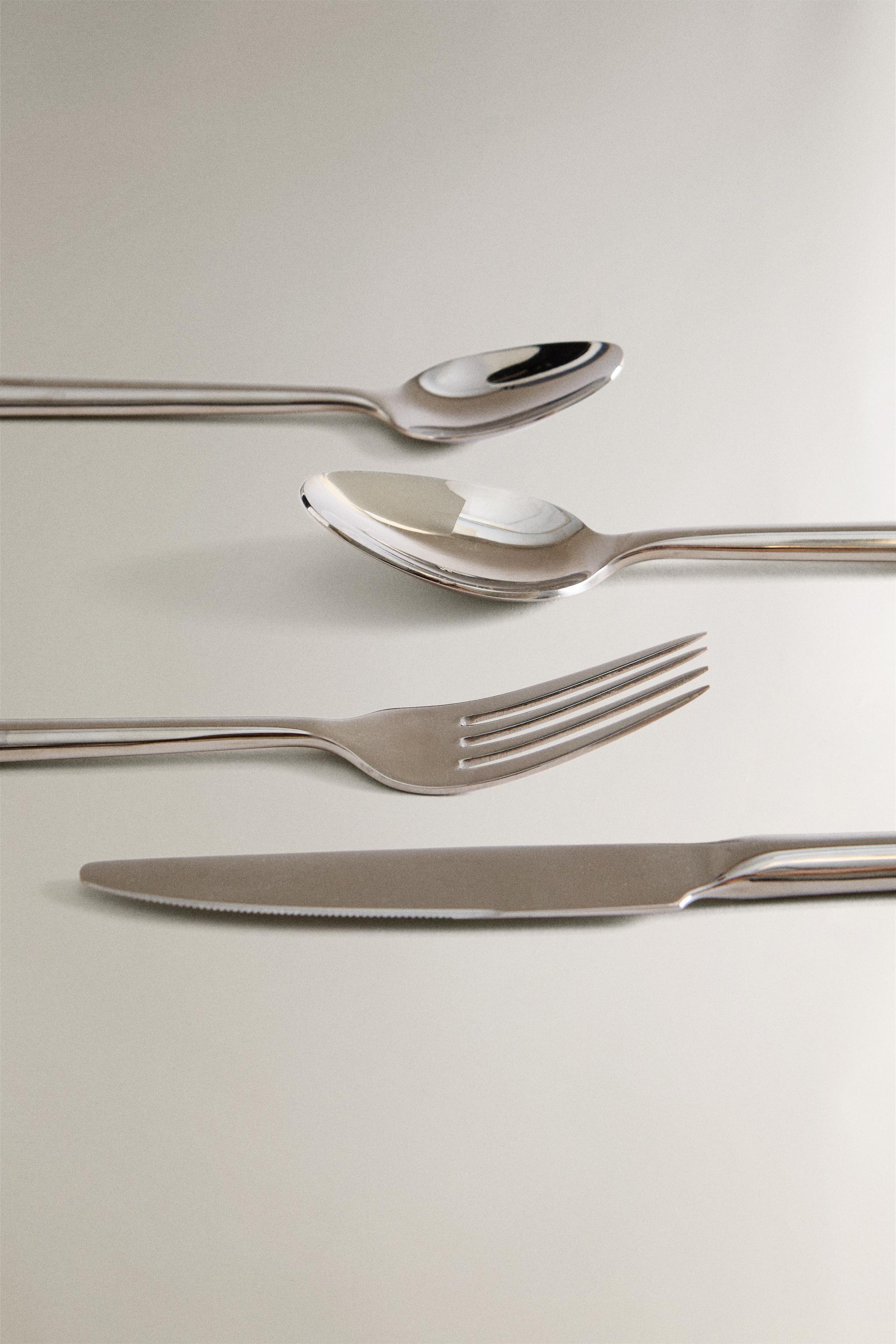 ENSEMBLE COUVERTS 4 PIÈCES ACIER FORGÉ