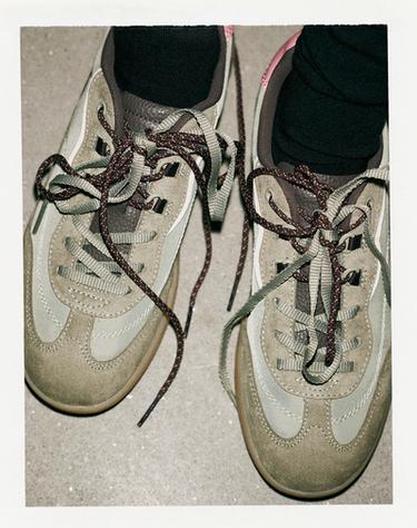 CONTRAST TRAINERS - Khaki Green by Zara