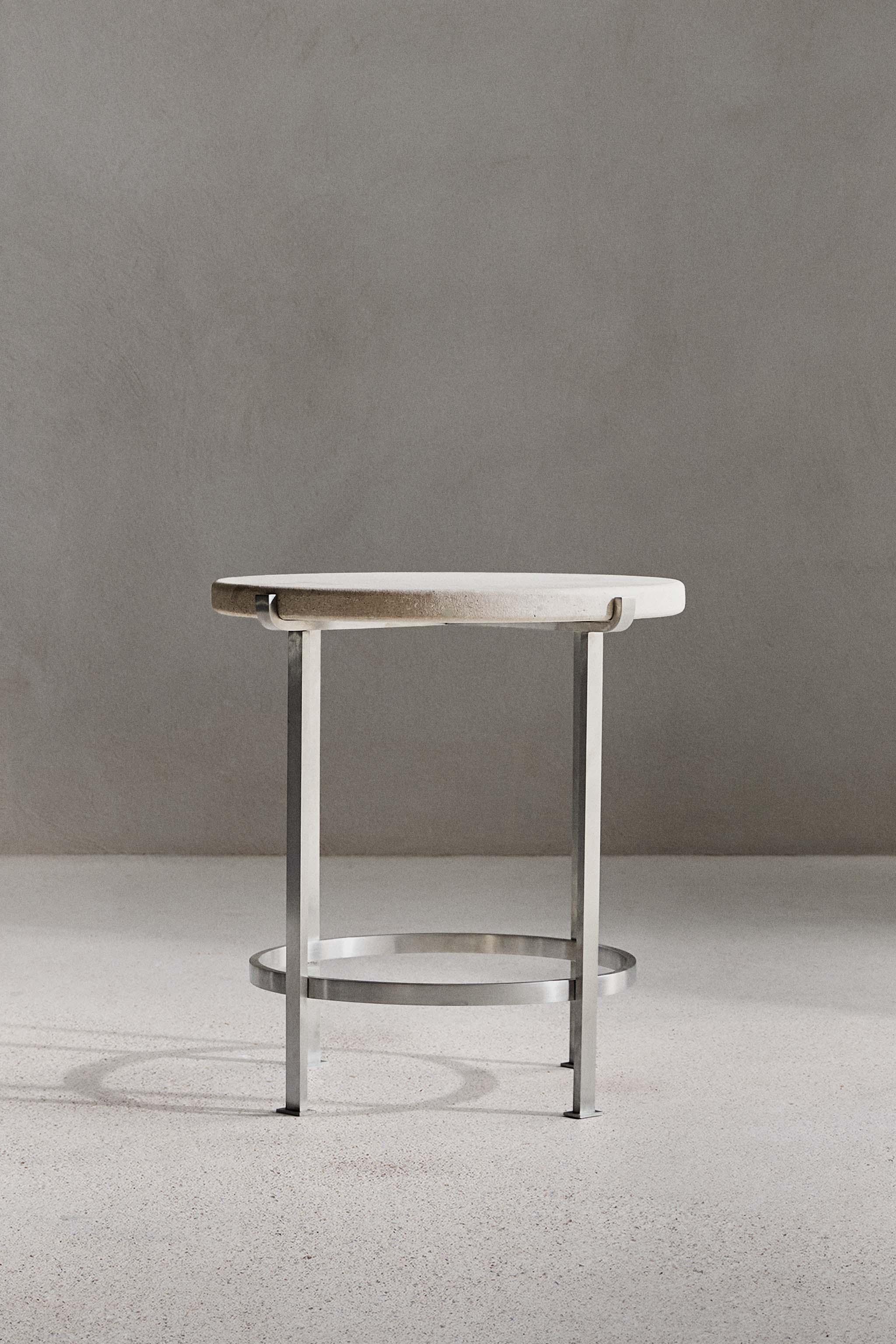 SIDETABLE 06
