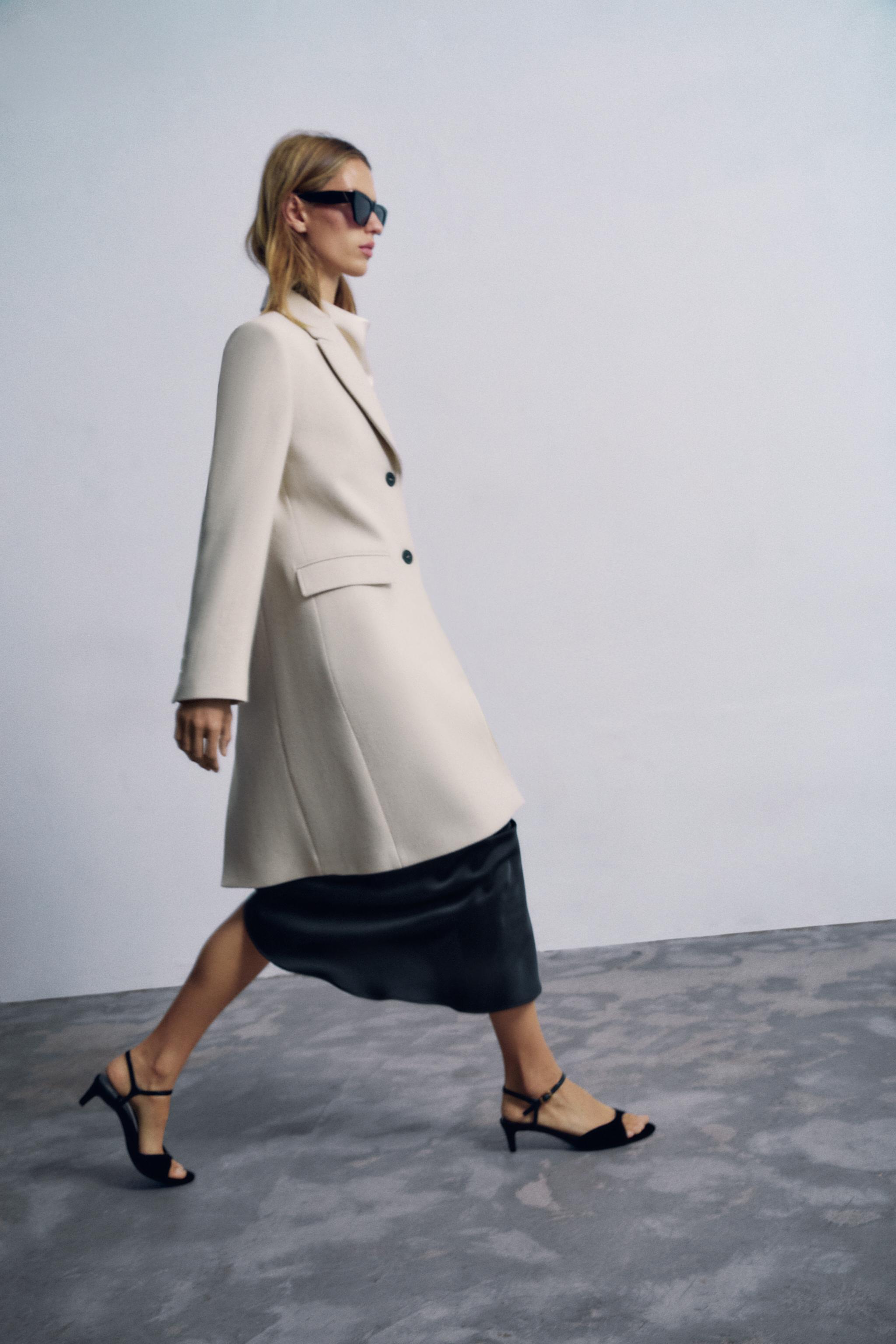 SHOULDER PAD COAT
