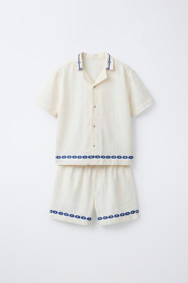 4-10 ANYS/ PIJAMA BRODATS - Cru / vigoureux de Zara - Imatge 0