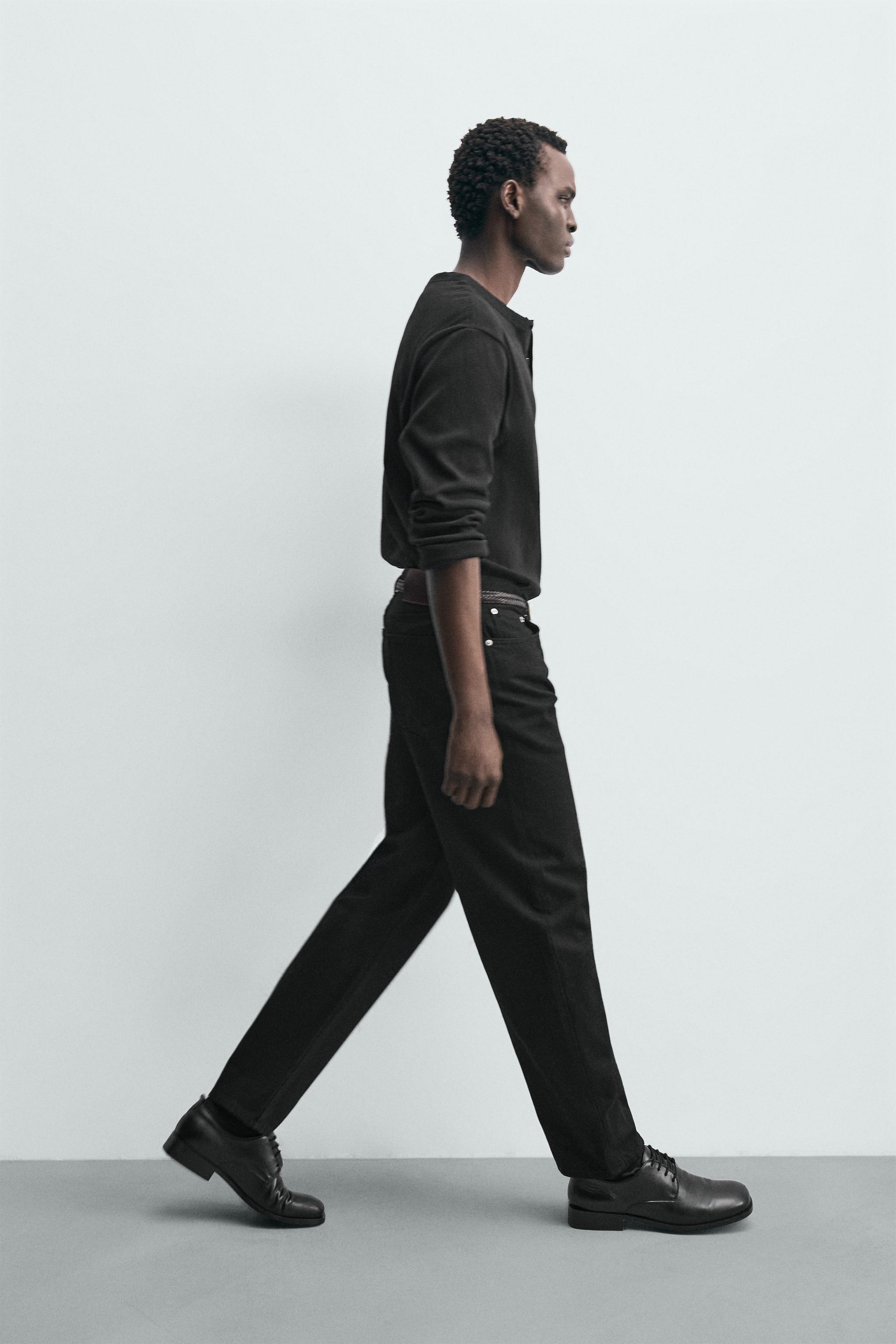 STRAIGHT FIT JEANS