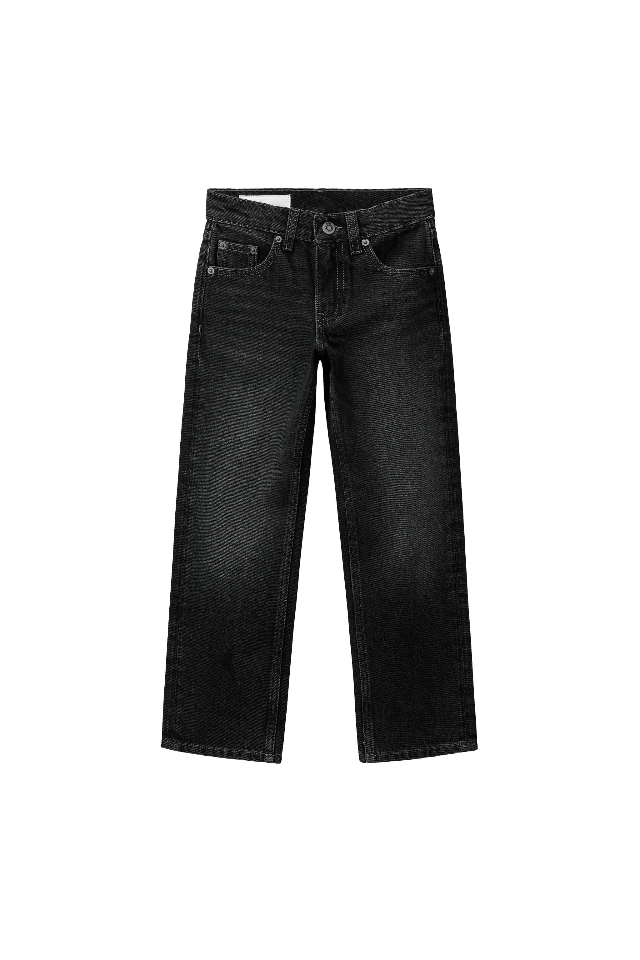 STRAIGHT LEG JEANS