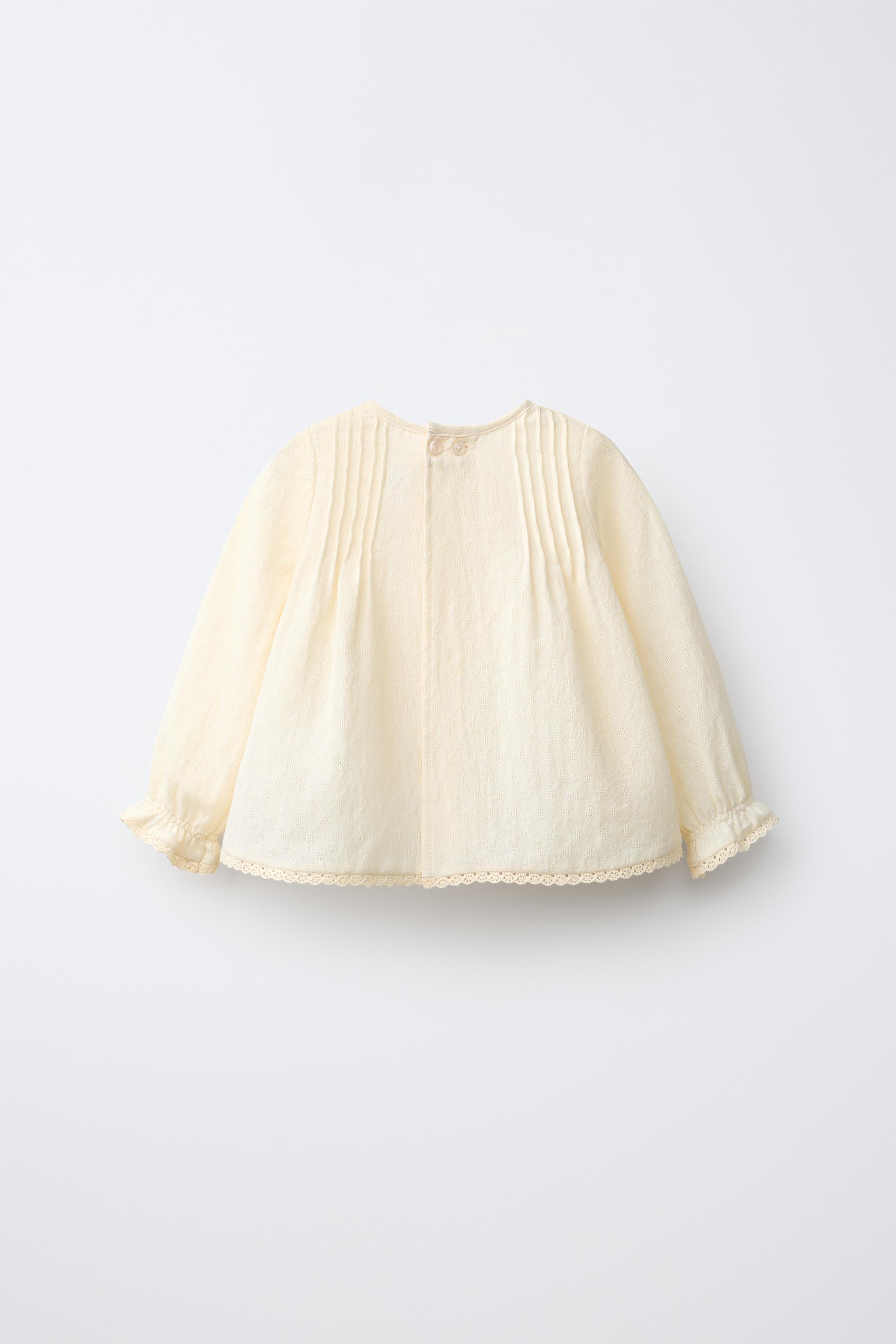 PINTUCK AND LACE SHIRT — Ecru
