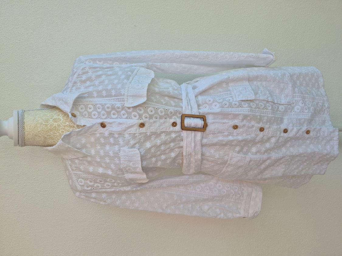 SHORT EMBROIDERED DRESS WITH BELT - Image 4