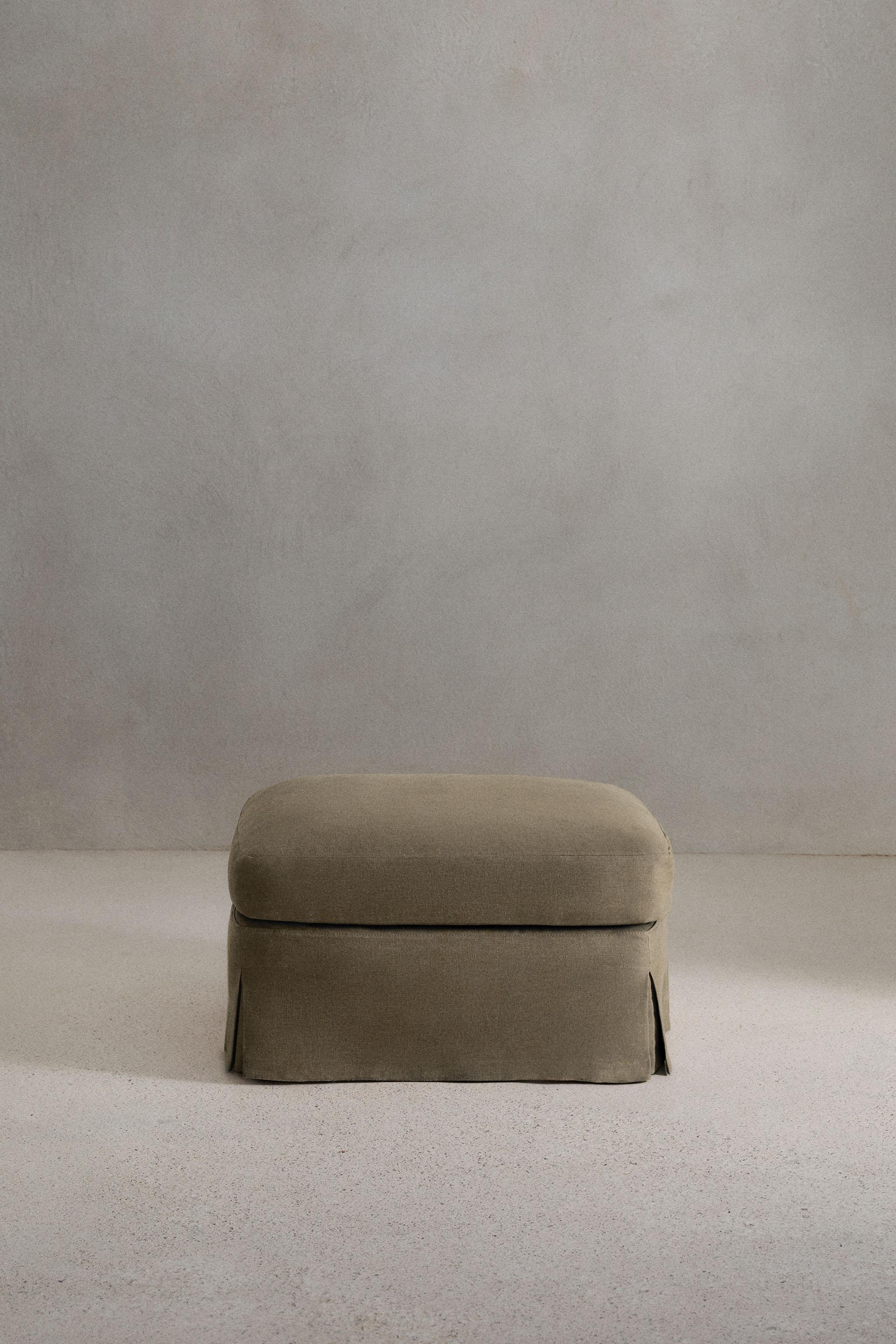 FOOTSTOOL 01 LINEN COVER — Gray