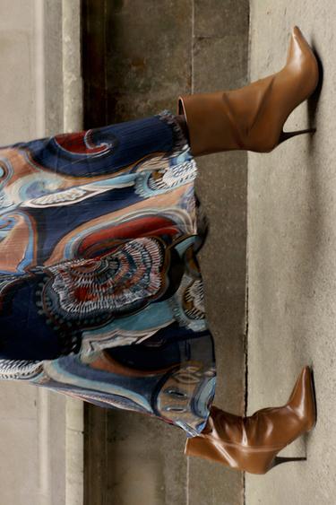 Zara PATENT HEELED ANKLE BOOTS - Brown