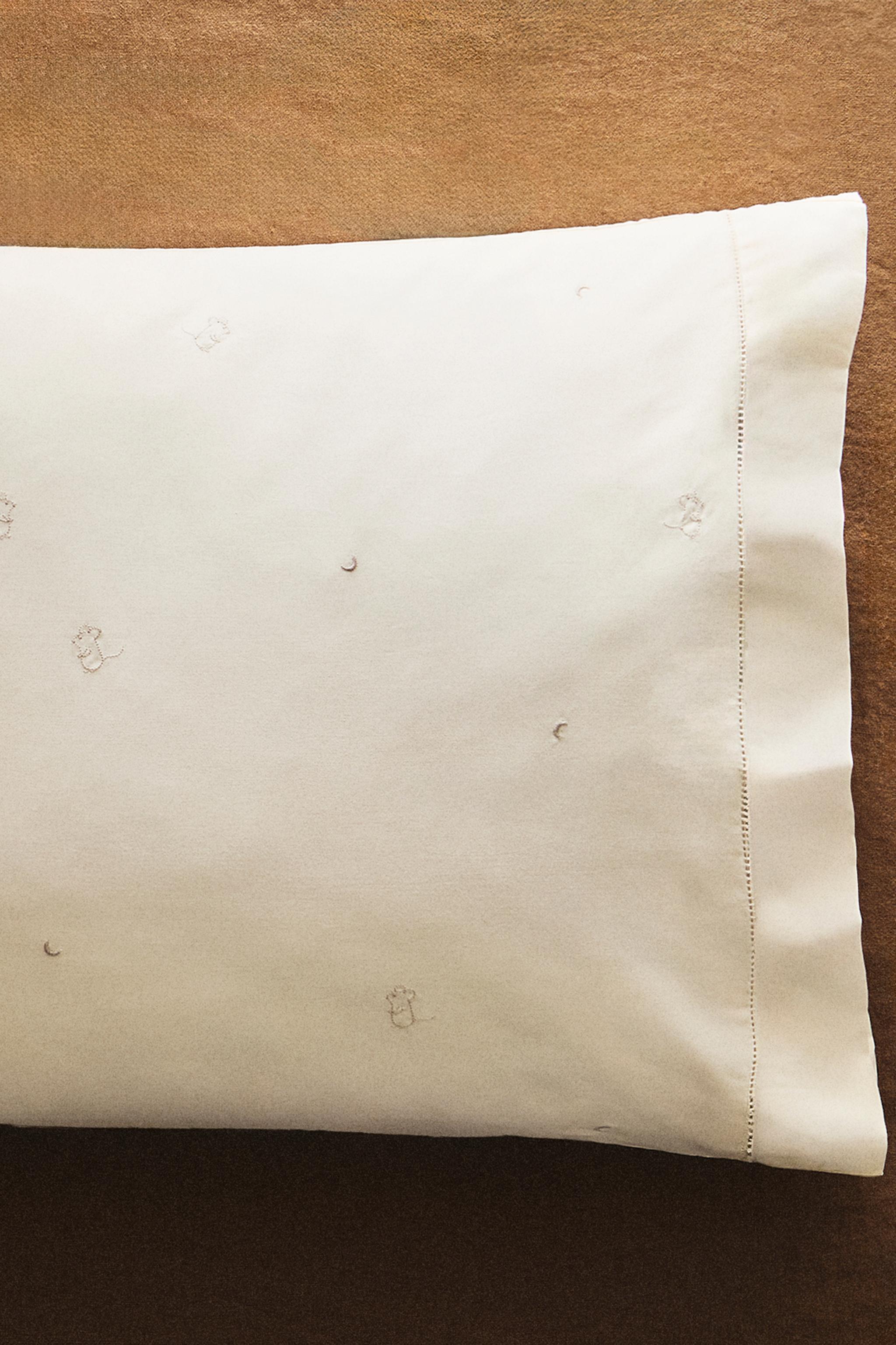 CHILDREN'S EMBROIDERED LITTLE MICE PILLOWCASE