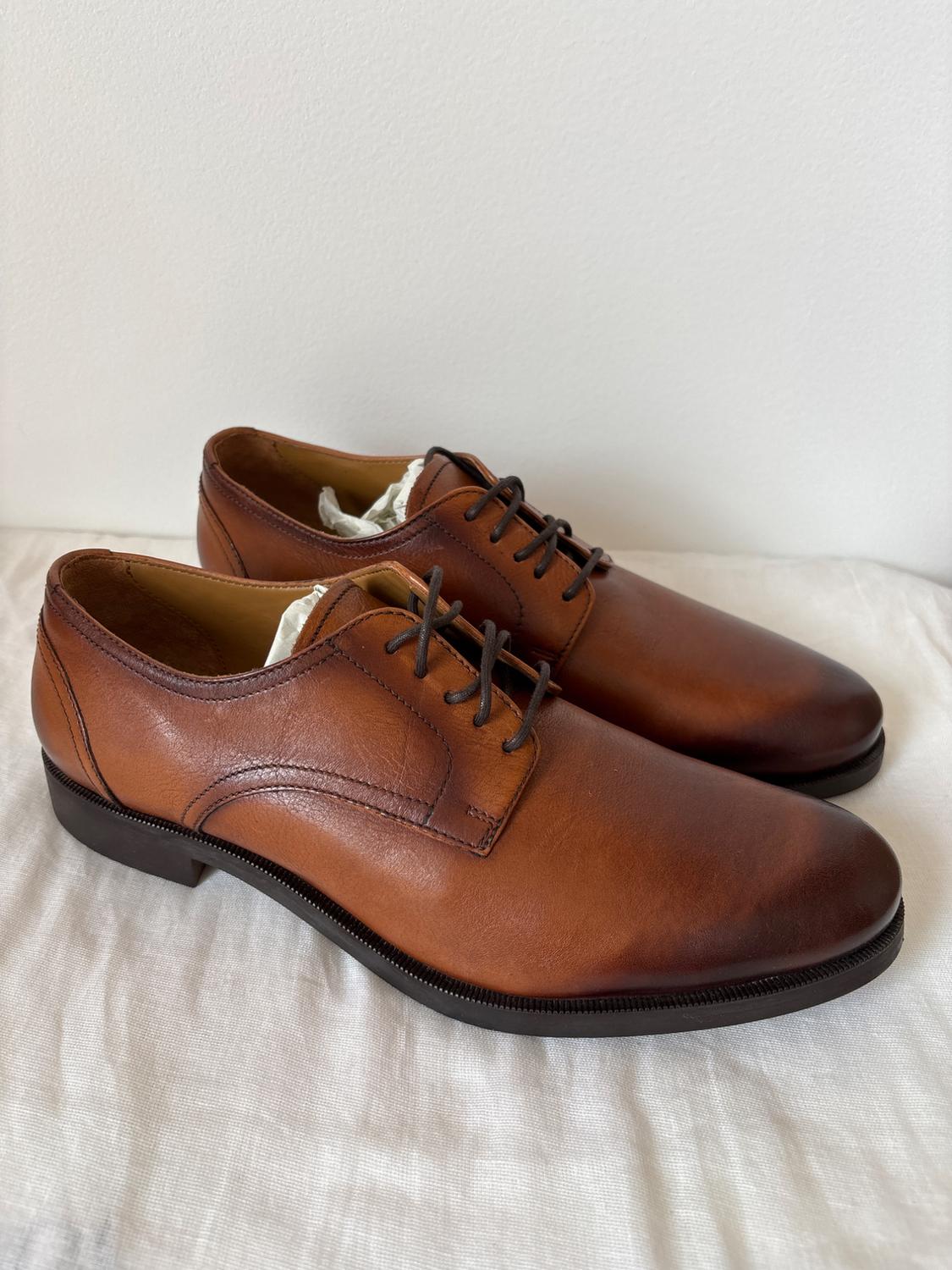 ZARA NEW CONDITION DRESS SHOES IN LEATHER - Image 2