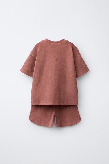 ENSEMBLE T-SHIRT POCHE ET BERMUDA EFFET ÉPONGE - Rouge orangé de Zara