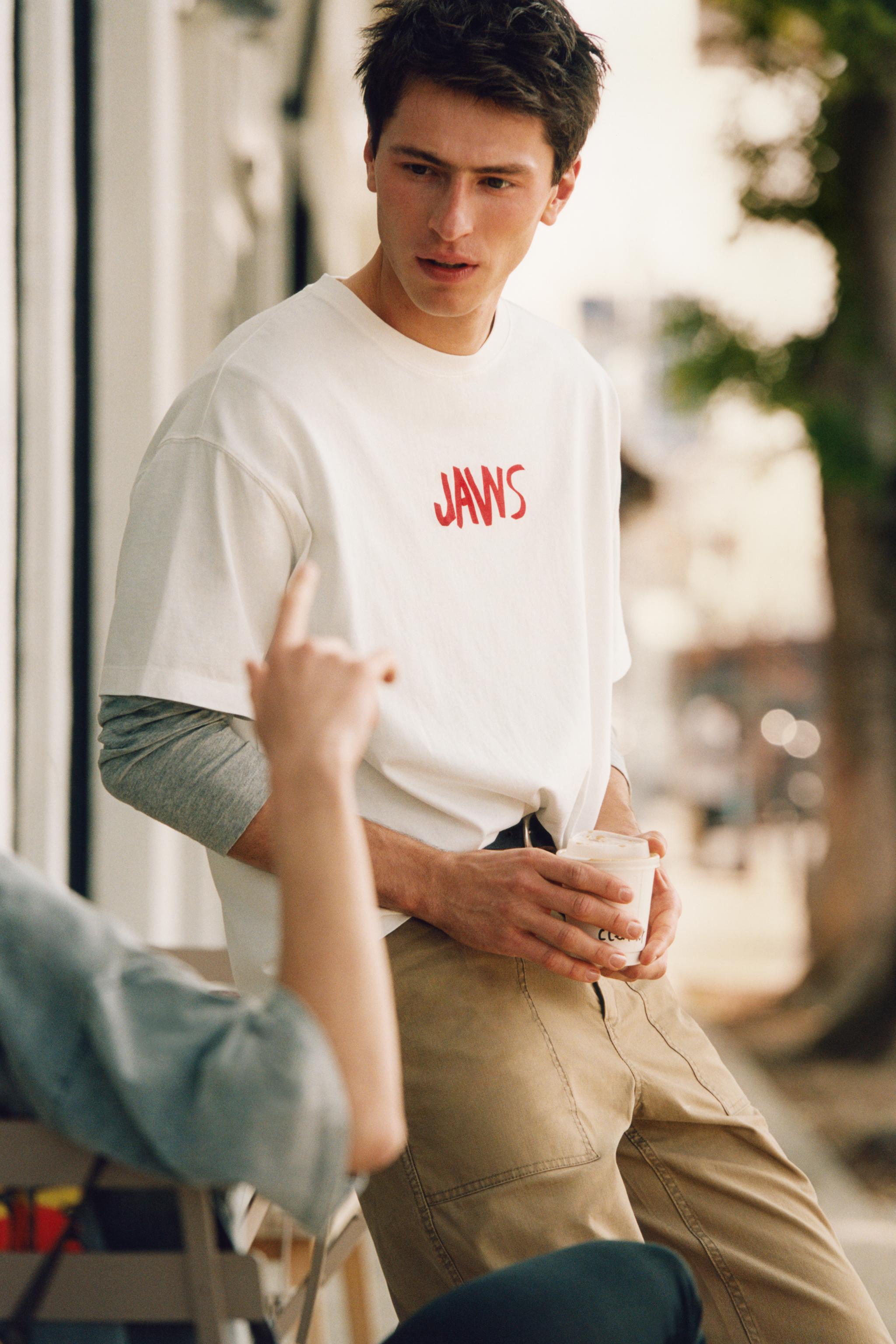 JAWS© UCS LLC AND AMBLIN X DYLAN´S T-SHIRT CLUB X ZARA T-SHIRT