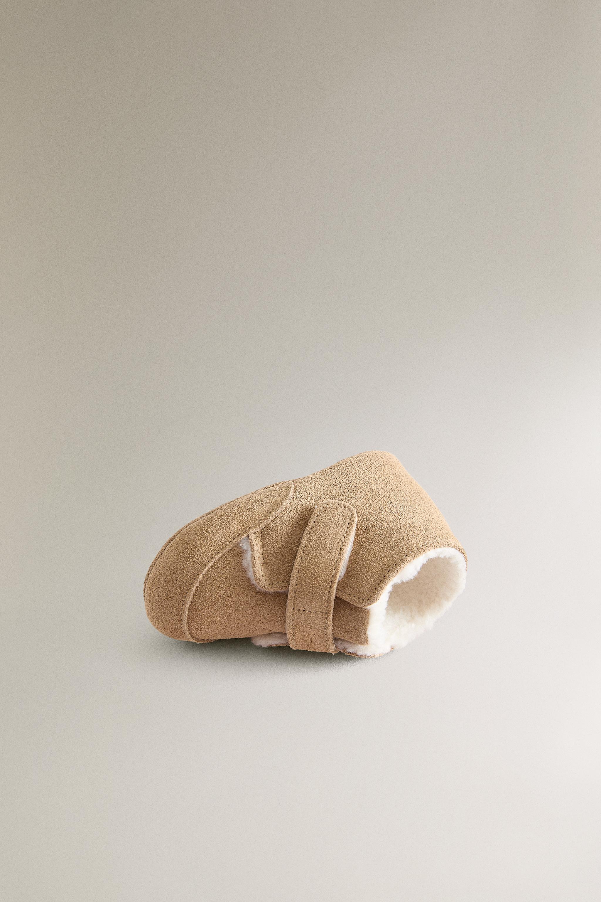 WARM LEATHER BOOTIES