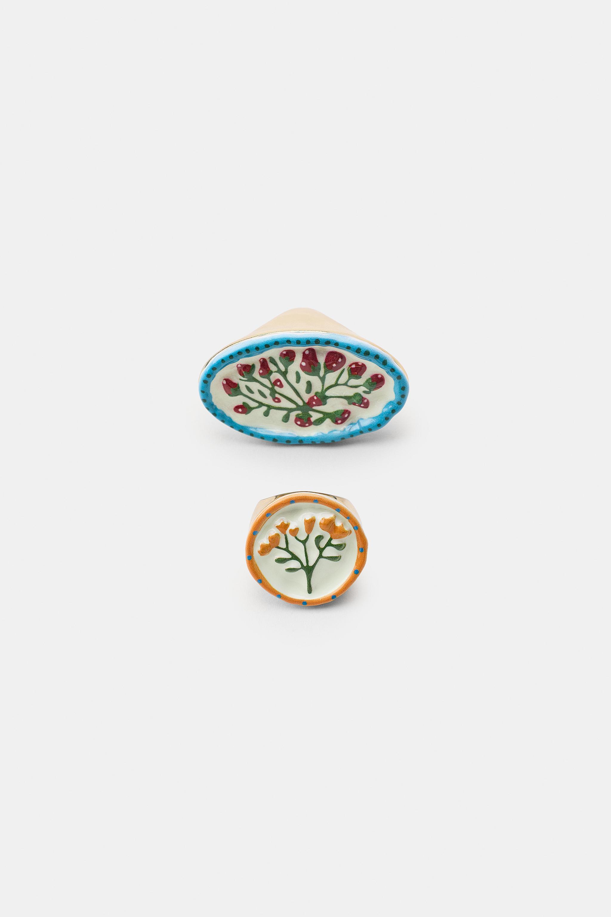 2-PACK OF GEOMETRIC FLOWER RINGS