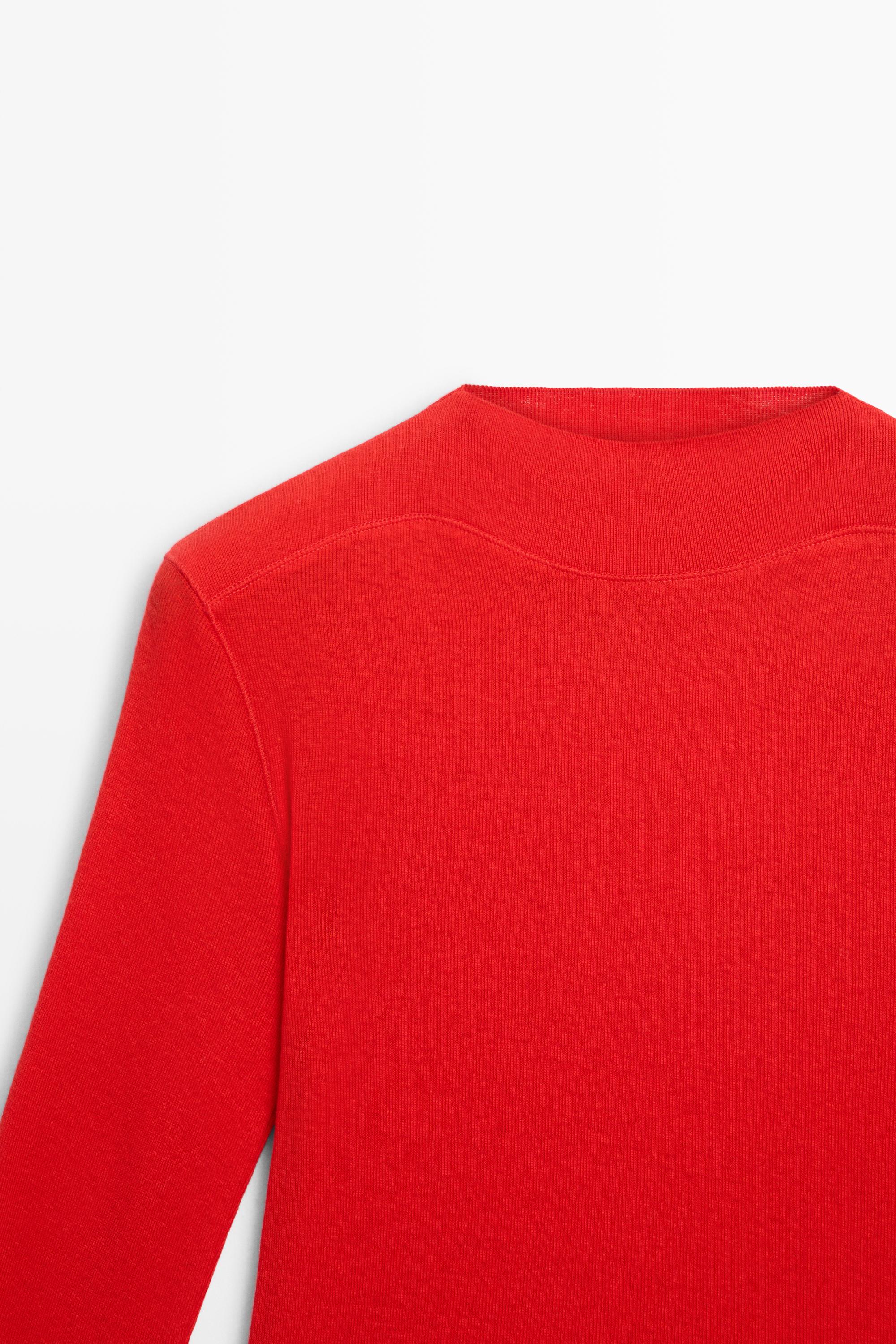 Mock neck elbow-sleeve T-shirt