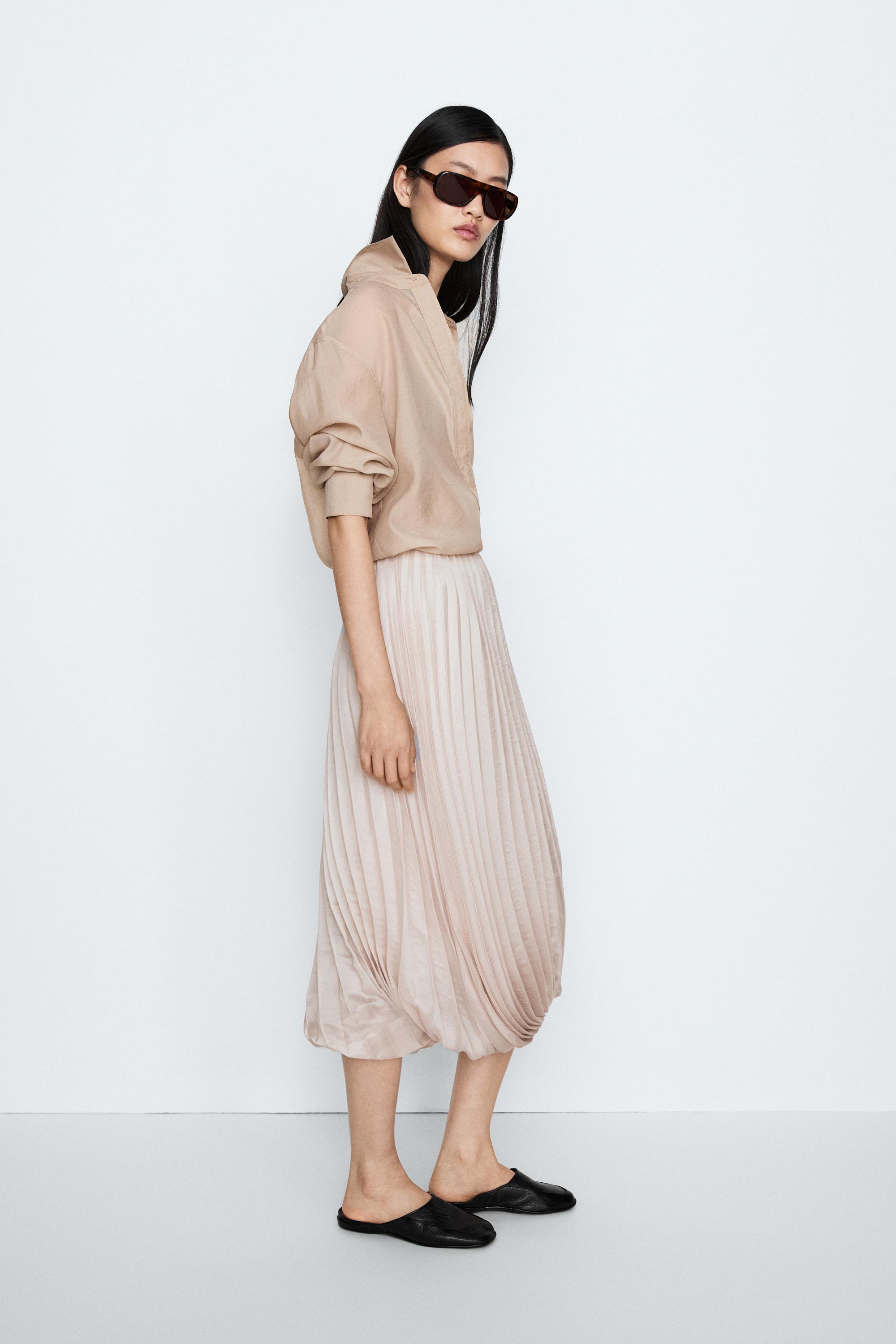Pleated Bubble Hem Midi Skirt - STUDIO — Pink / Mauve