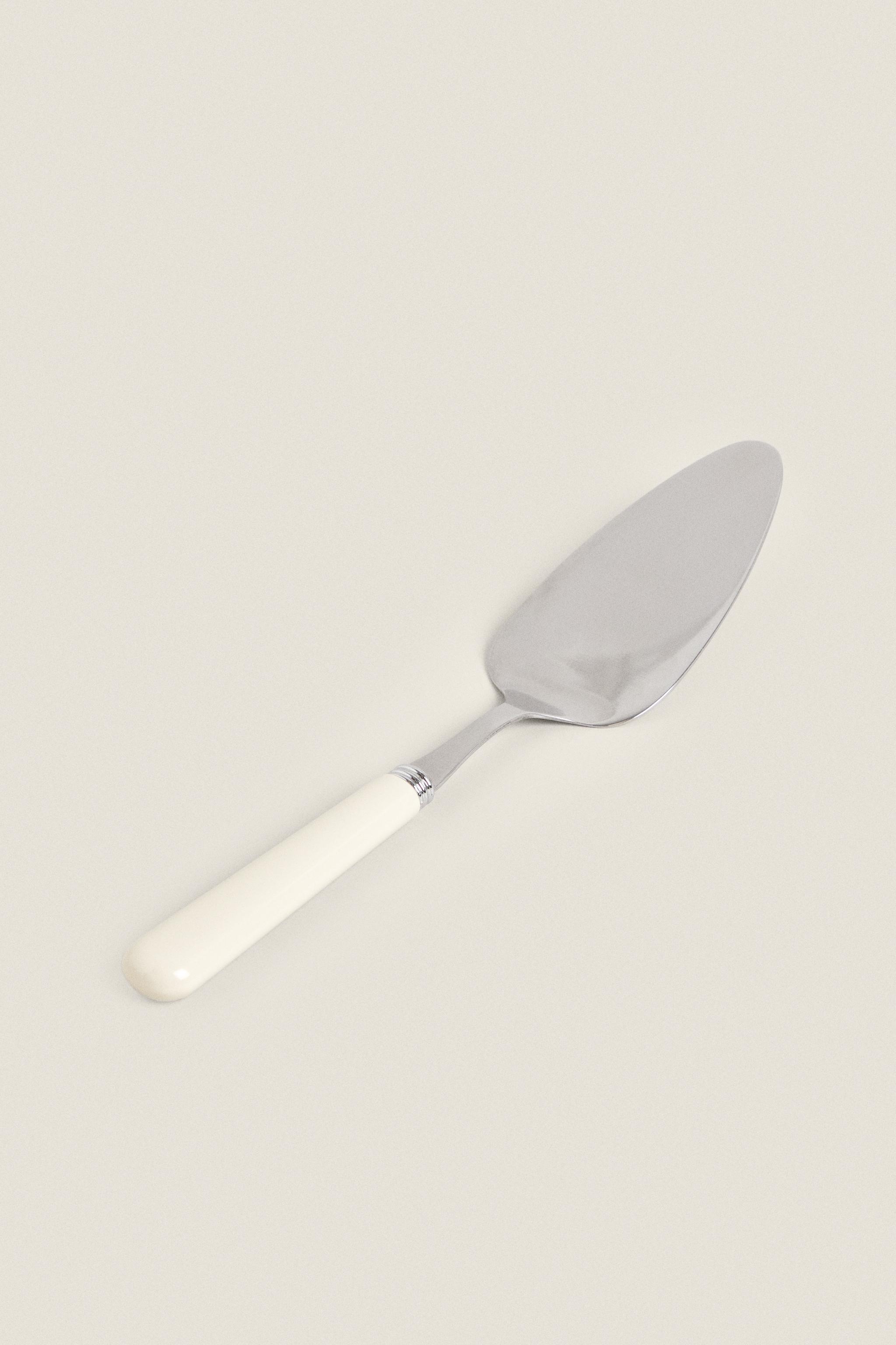 STAINLESS STEEL CAKE SERVER — Cream
