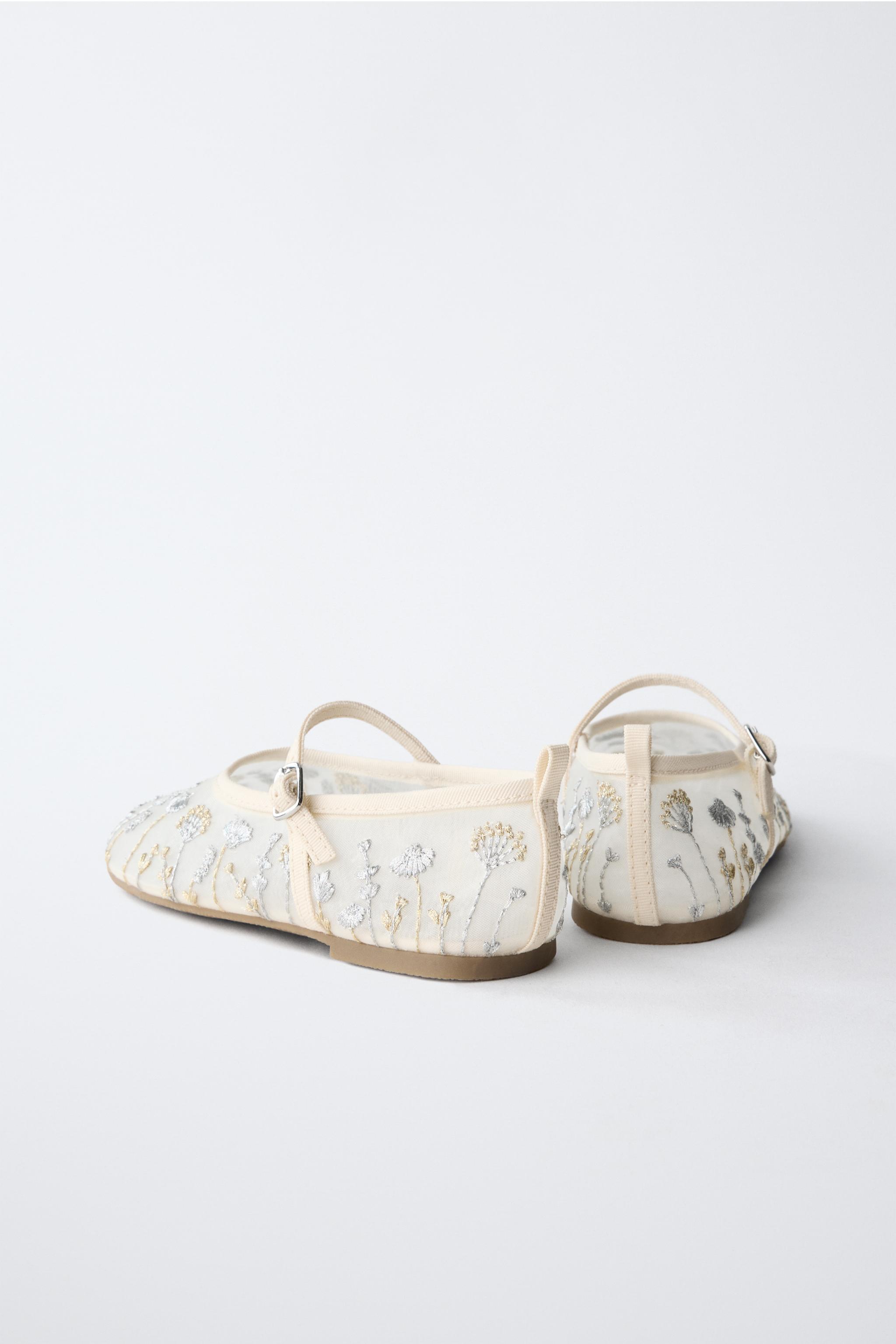 EMBROIDERED BALLET FLATS