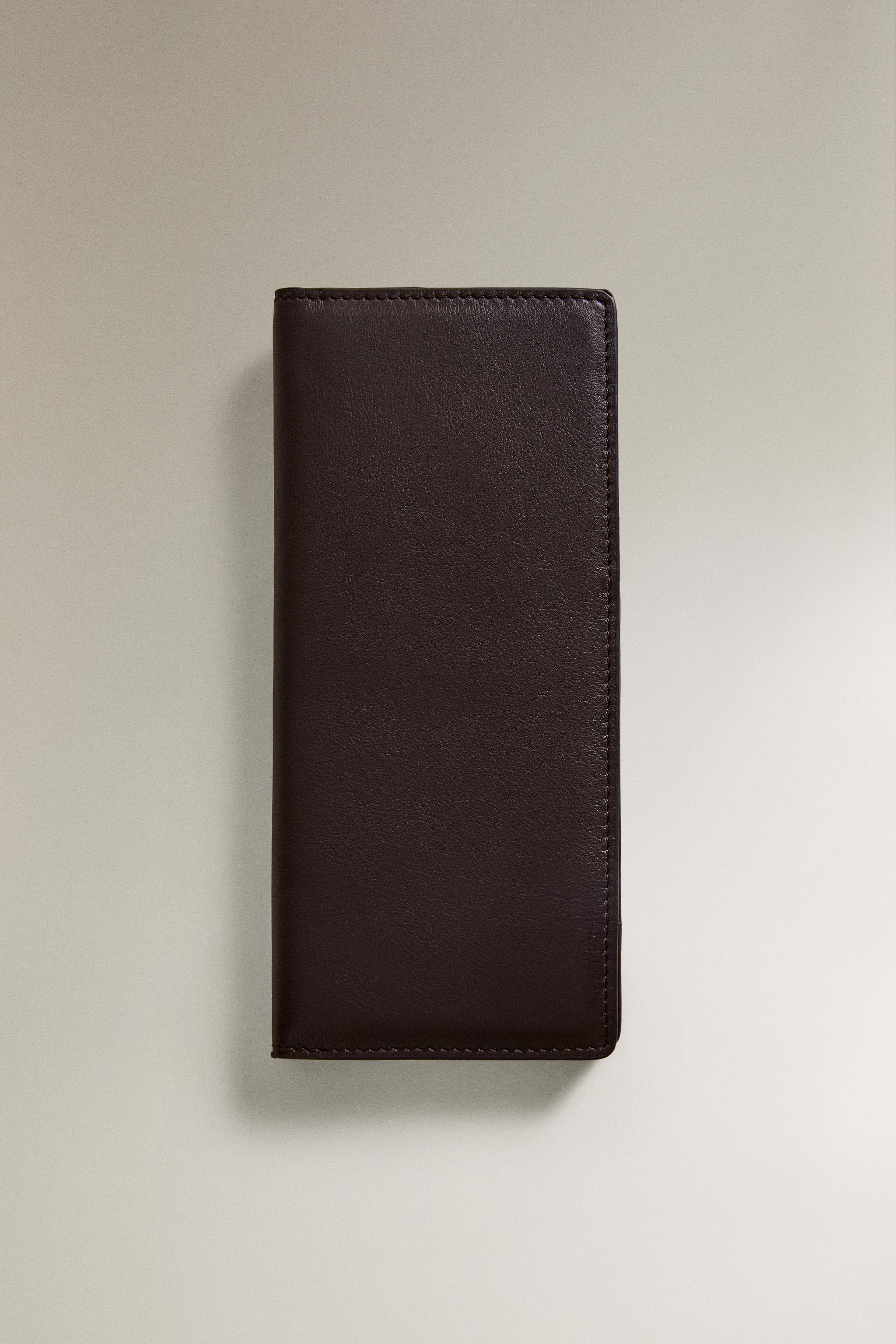 LEATHER TRAVEL ORGANIZER WALLET
