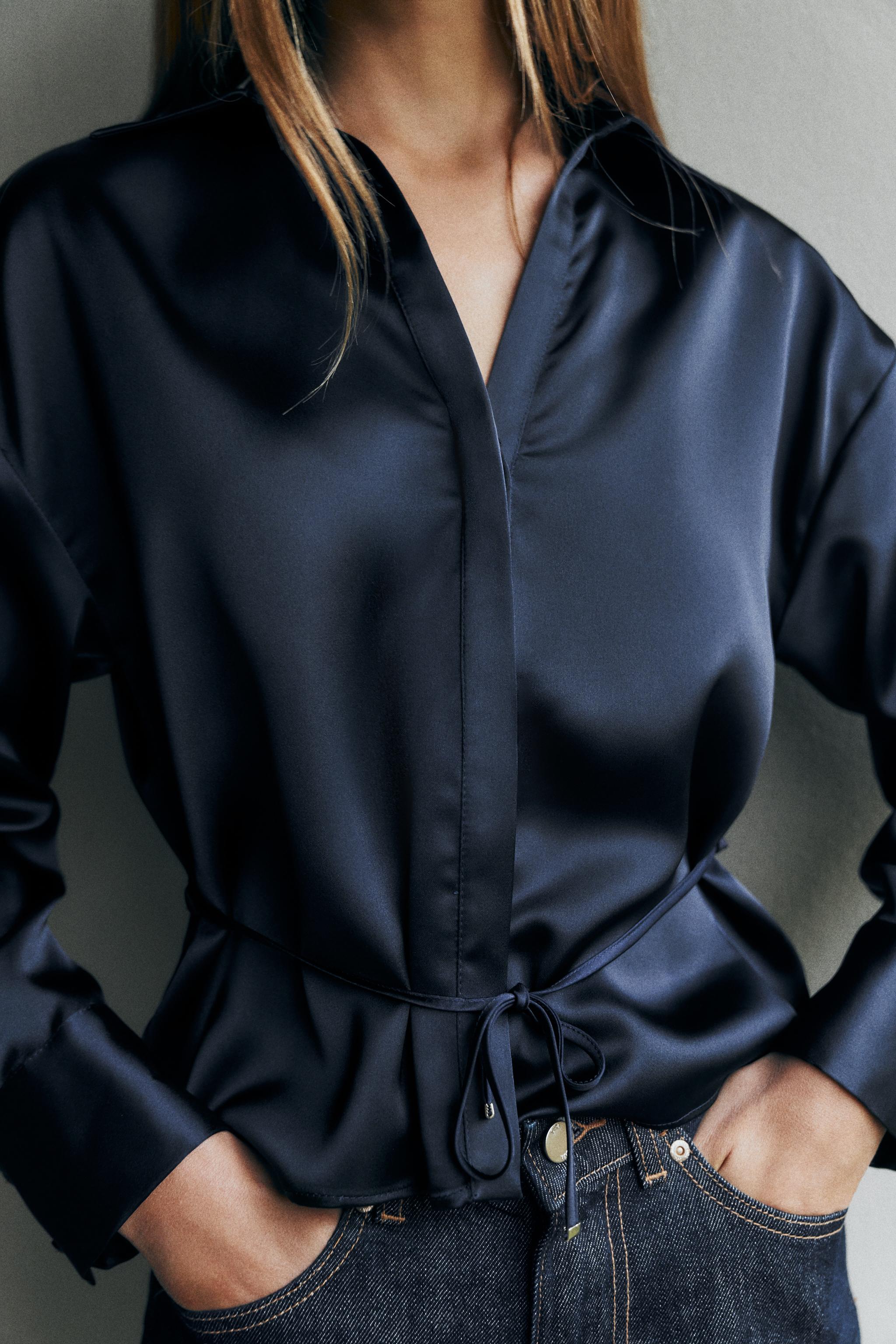 FINE BELT SATIN BLOUSE