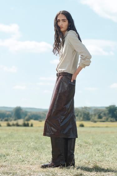 JUPE DROITE 100 % CUIR ÉDITION LIMITÉE - Bordeaux de Zara - Image 1