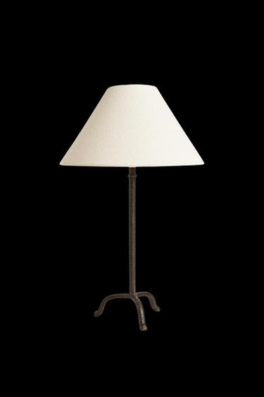 LÁMPARA MESA BASE TRÍPODE - Negro de Zara - Imagen 0