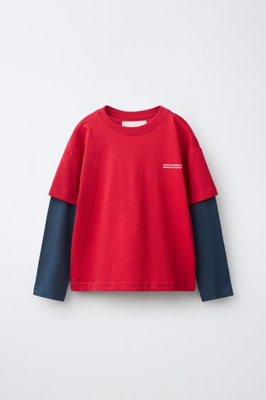 PLAYERA DOBLE MANGA TEXTO - Rojo de Zara