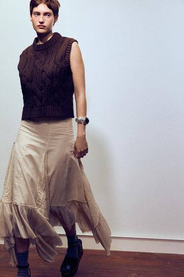 CHALECO PUNTO - Chocolate de Zara