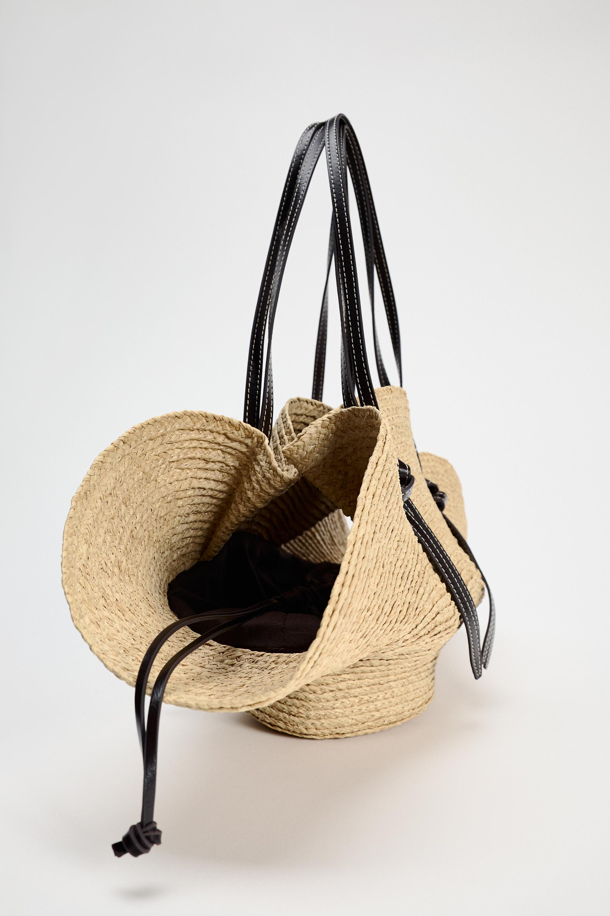 MID-SIZED BASKET BAG - Ecru | ZARA Canada