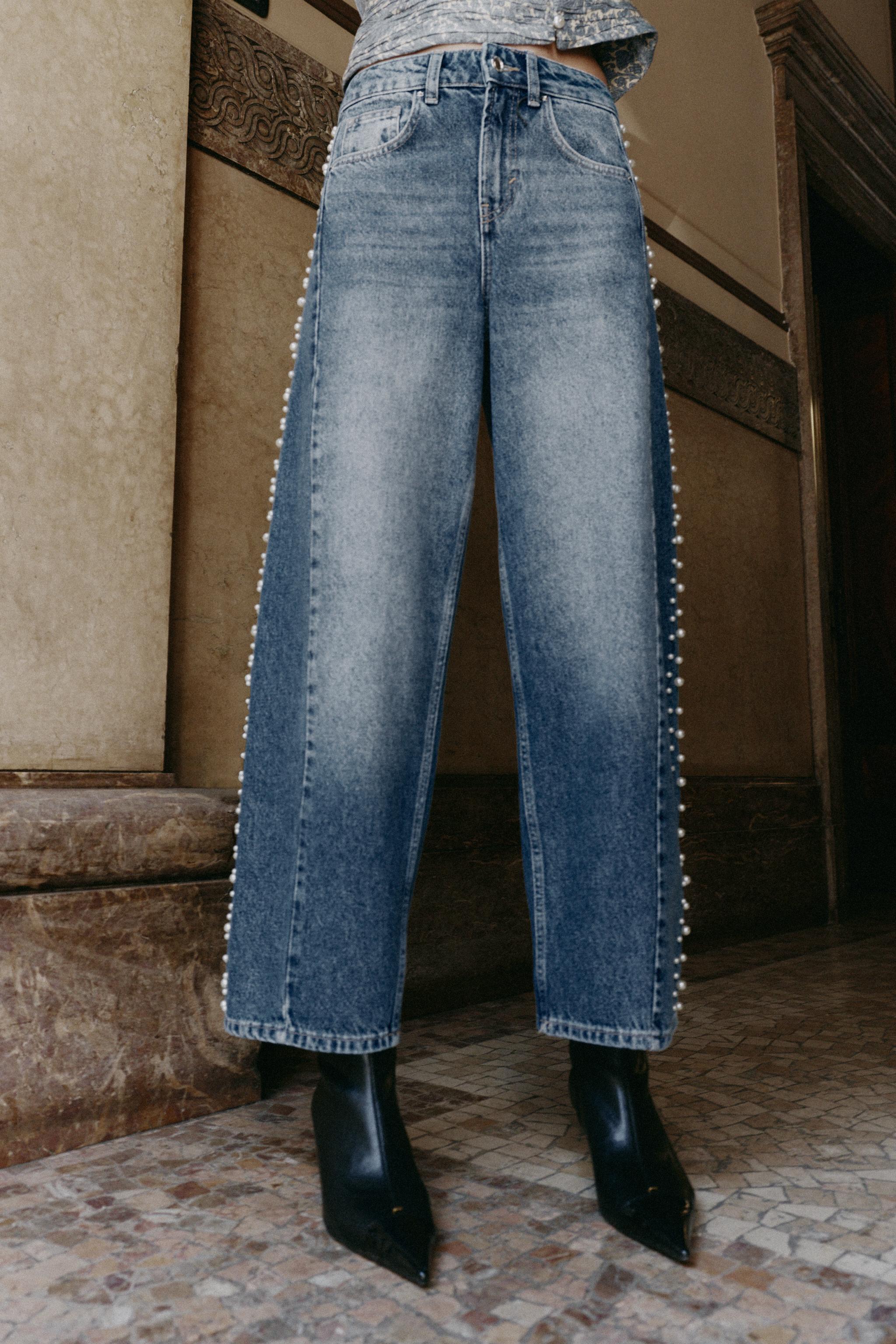 Z1975 HIGH-RISE BARREL JEANS WITH PEARLS