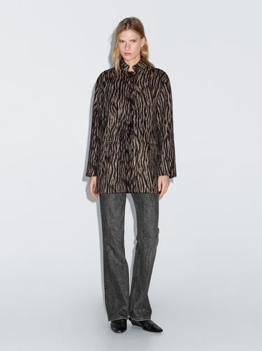 Abrigo animal print con lana - 763 de Zara - Imagen 0
