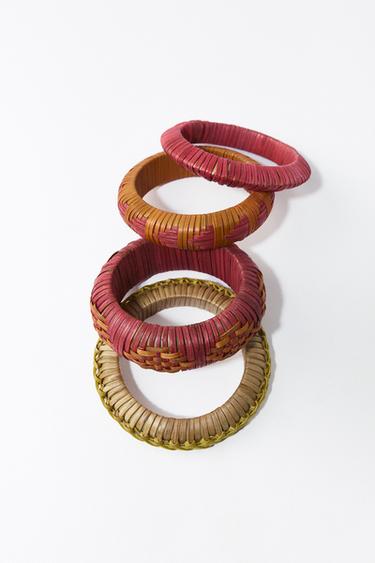 PACK OF 4 WOODEN RAFFIA BRACELETS - Multicoloured by Zara