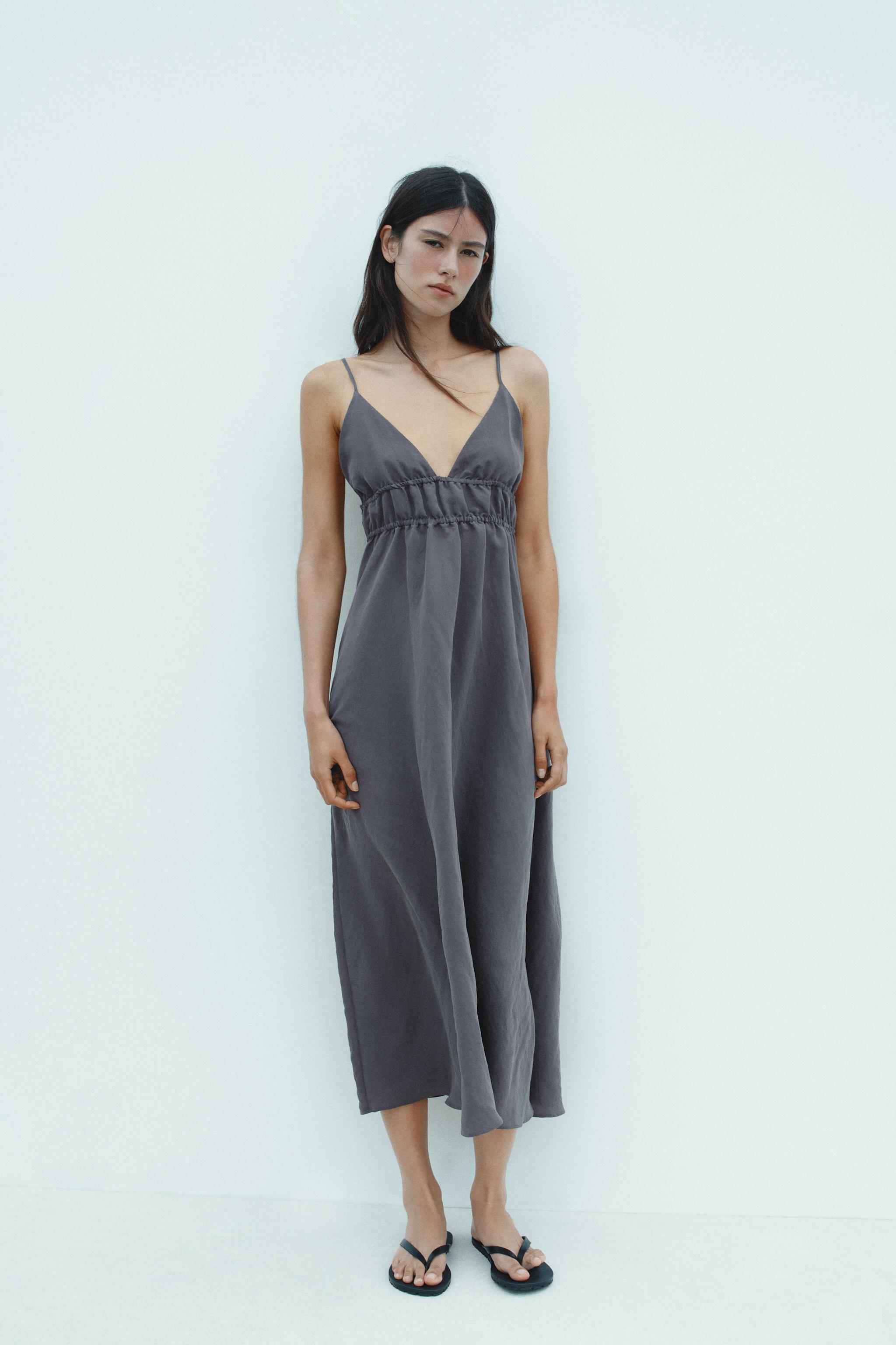 FLOWY MIDI DRESS