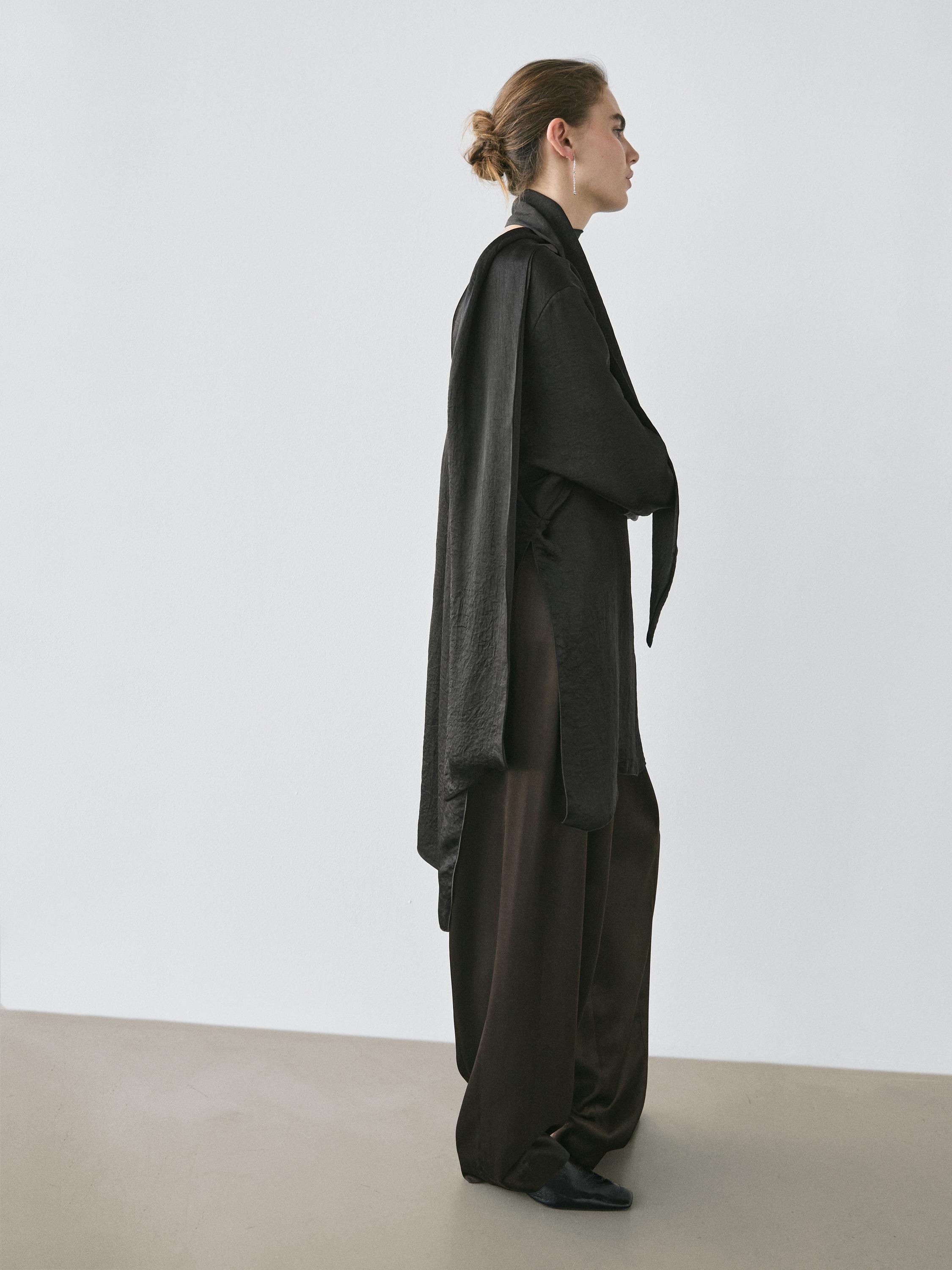 V-neckline blouse with tie detail - STUDIO