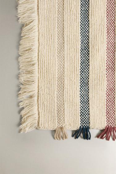 TAPIS ENFANT LAINE MULTICOLORE - Beige clair de Zara - Image 1
