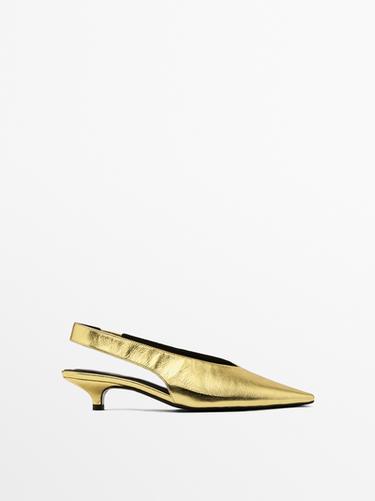 Zapato tacón destalonado dorado - Oro de Zara