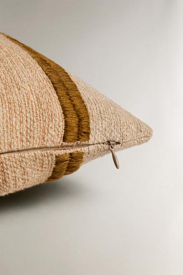 HOUSSE DE COUSSIN RAYURES - Marron de Zara - Image 4