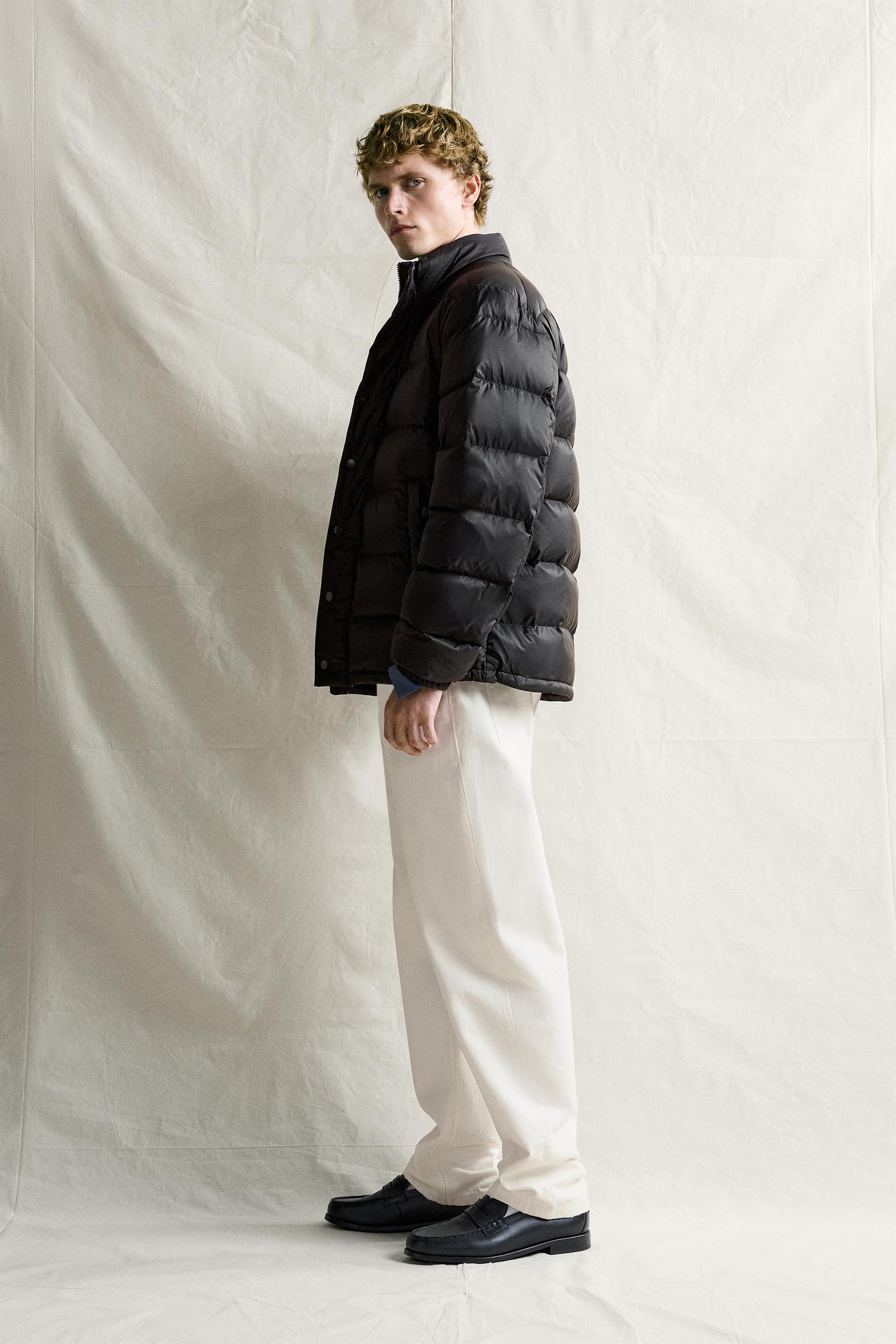 Мужская куртка Zara 80% Down - 20% Feather Water-Repellent Puffer, цвет: Чёрный — фото 4