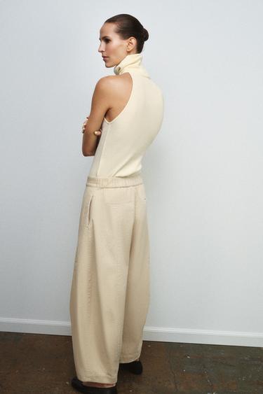 Zara HIGH NECK SLEEVELESS TOP - Ecru